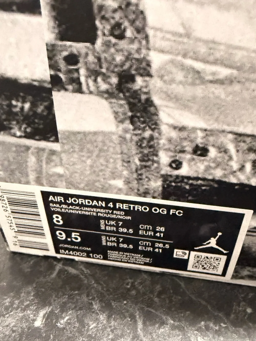 Jordan Air Jordan 4 Retro OG FC — White, Black, Red